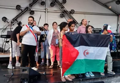 فرنسا : مدينة إيفري سور سين تؤكد تضامنها مع الشعب الصحراوي وقضيته العادلة 
