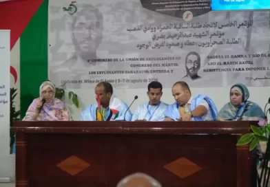 المؤتمر الخامس لاتحاد الطلبة : مناقشة التقريرين الأدبي والمالي