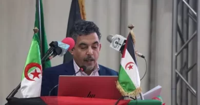 الجامعة الصيفية..محاضرات ومداخلات في الجلسة الأكاديمية الأخيرة