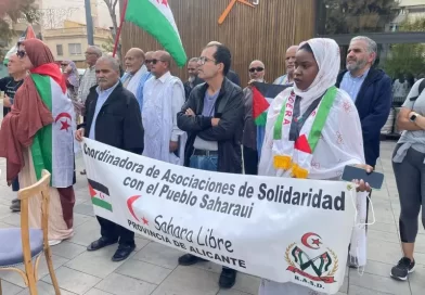 اسبانيا: الجالية الصحراوية في مدينة إيلدا تخلد الذكرى الـ51 لإعلان الوحدة الوطنية